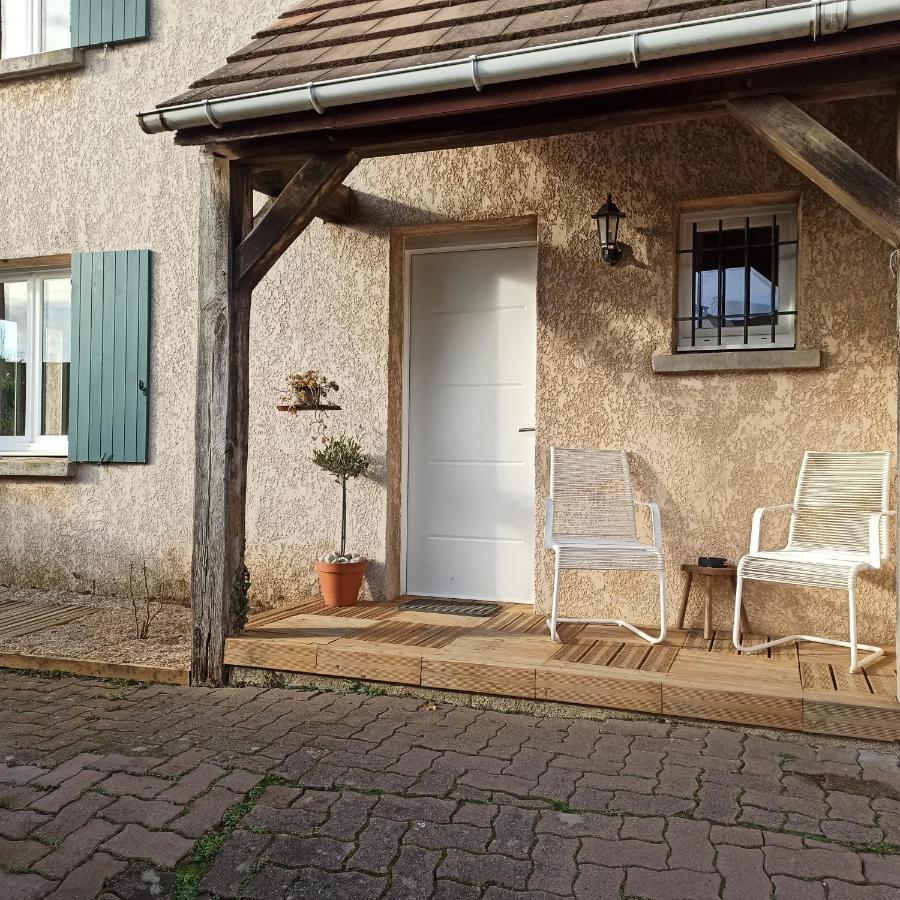 La Taniere Aux Loups Montévrain Exterior foto